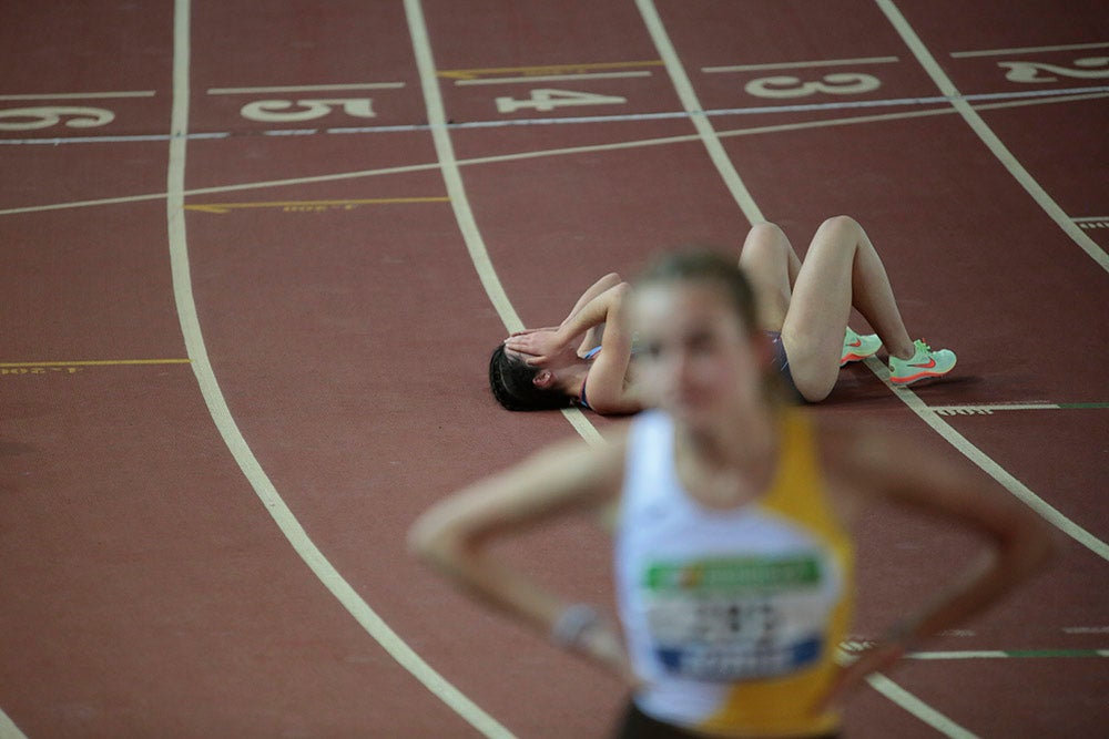 Jornada de tarde del primer día del Campeonato de España Sub 23 en Pista Cubierta con Denis Matsmouna en los 60 m y Sara Izquierdo en el 1500 