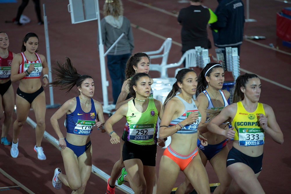 Jornada de tarde del primer día del Campeonato de España Sub 23 en Pista Cubierta con Denis Matsmouna en los 60 m y Sara Izquierdo en el 1500 