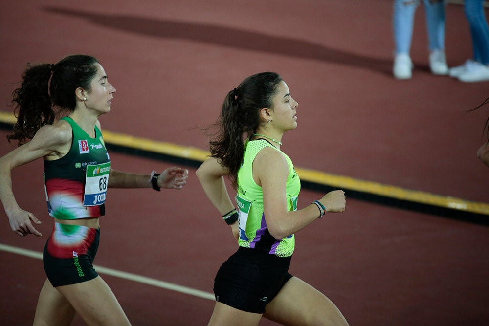 Jornada de tarde del primer día del Campeonato de España Sub 23 en Pista Cubierta con Denis Matsmouna en los 60 m y Sara Izquierdo en el 1500 