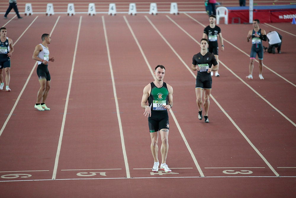 Jornada de tarde del primer día del Campeonato de España Sub 23 en Pista Cubierta con Denis Matsmouna en los 60 m y Sara Izquierdo en el 1500 
