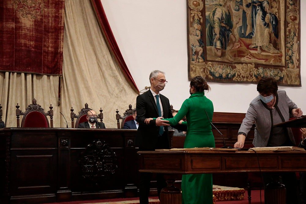 La USAL celebra la toma de posesión de 11 cargos académicos y 17 nuevos miembros del personal docente