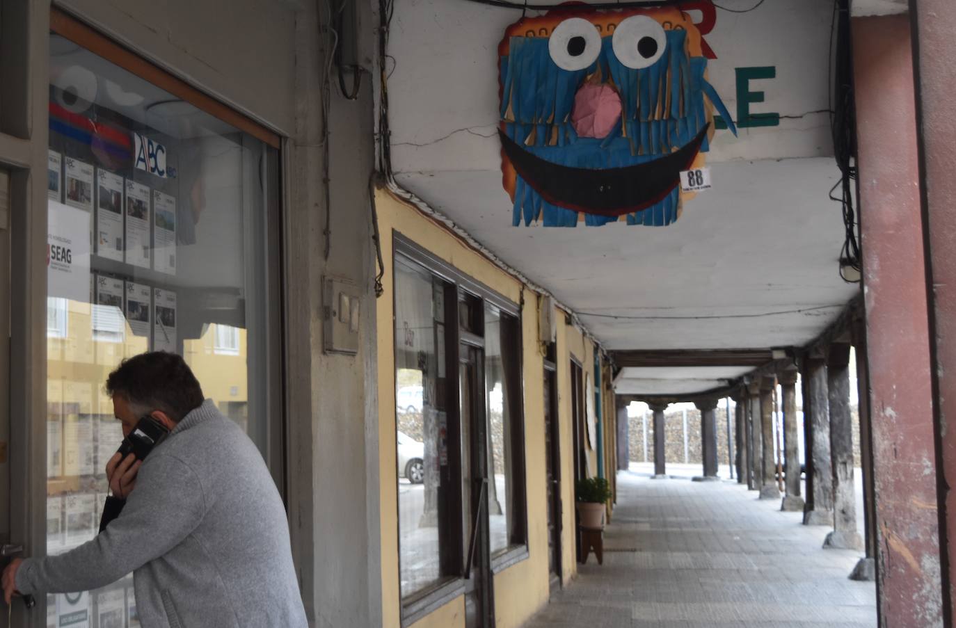 Fotos: Las galletas de Aguilar preludian el Carnaval en las calles