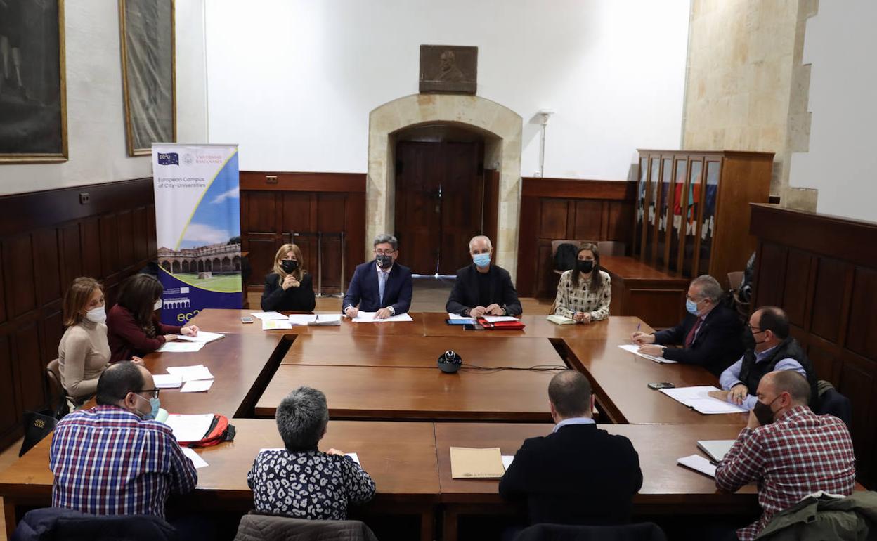 Mesa redonda 'Economía Circular: la clave para el cambio y la sostenibilidad'. 