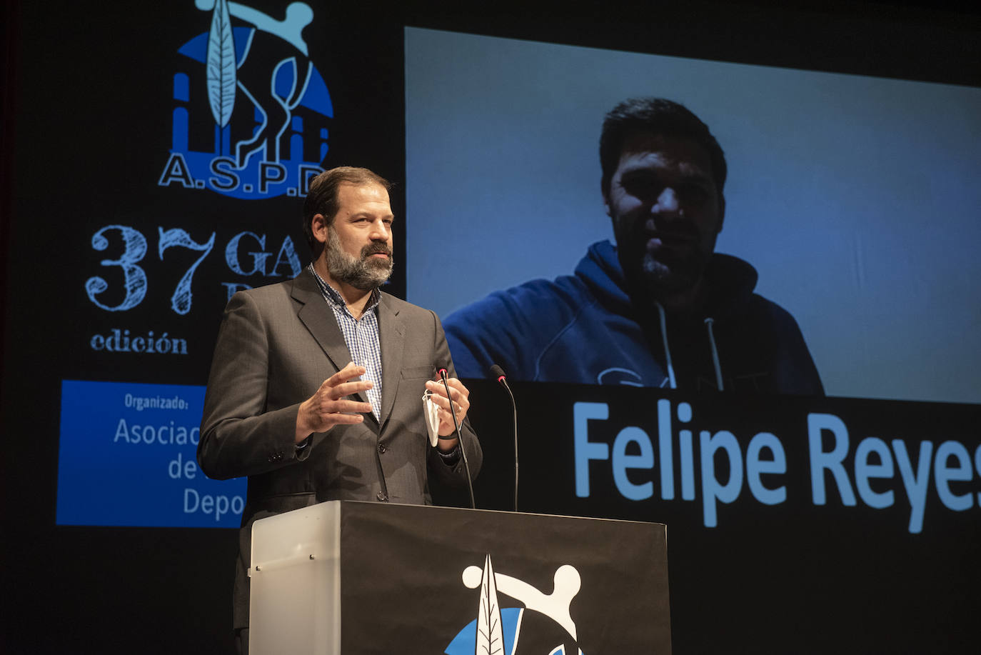 Gala del deporte segoviana celebrada en el teatro Juan Bravo.