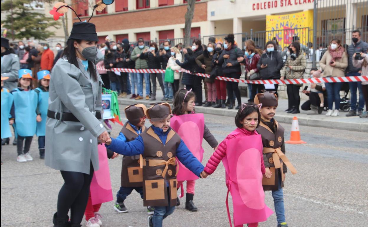 Desfile carnaval escolar CEIP Santa Clara.