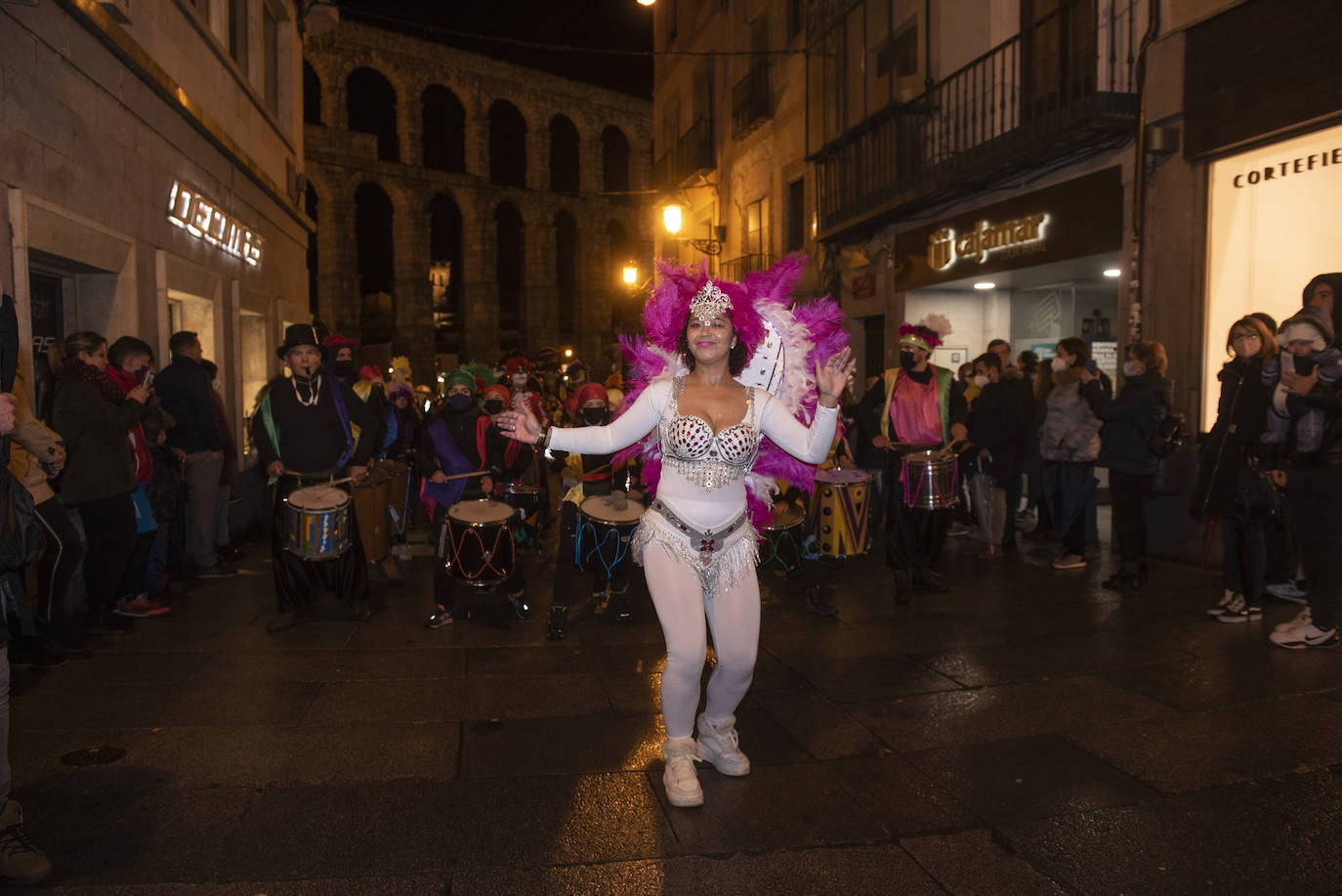 Desfile del sábado de carnaval en Segovia.