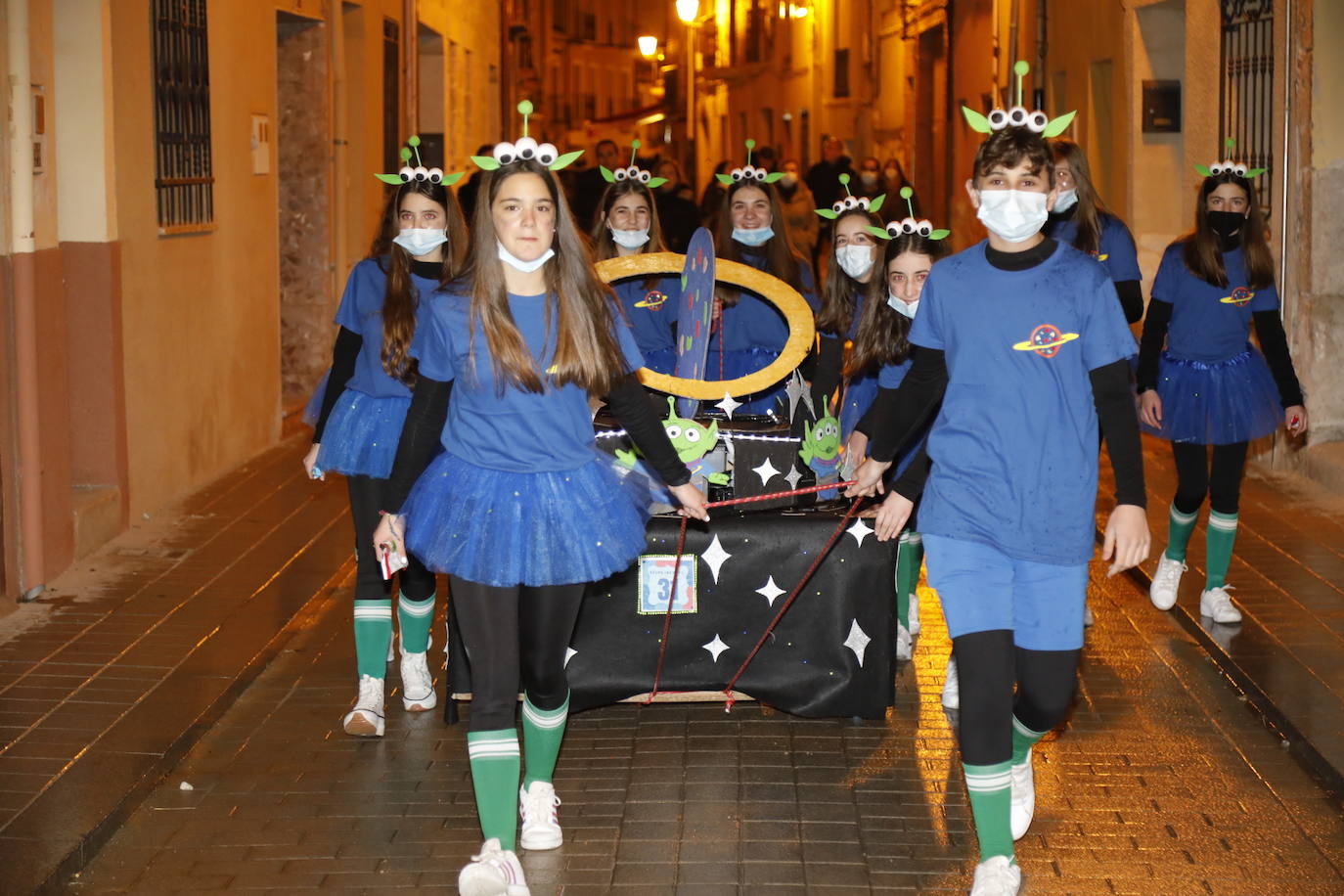 Desfile de disfraces en Peñafiel.