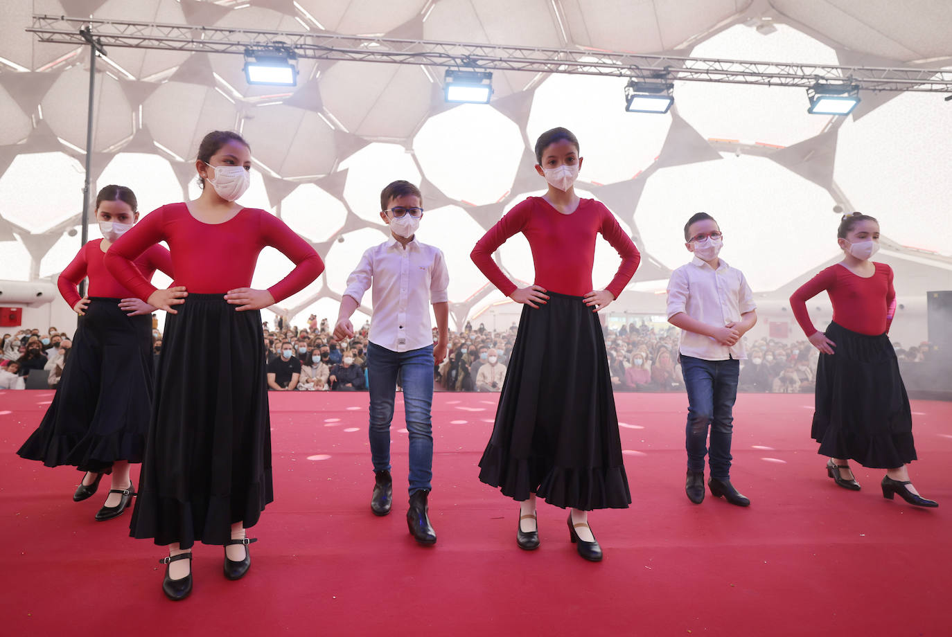 Fotos: Espectáculo de baile infantil en la Cúpula del Milenio de Valladolid