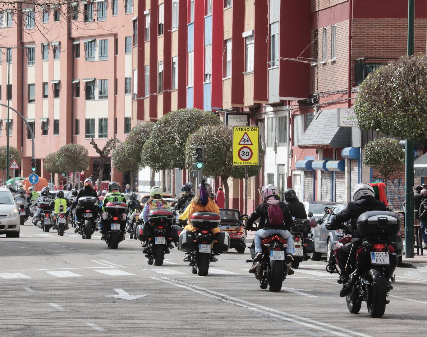 Fotos: Carnaval motero por las calles de Valladolid