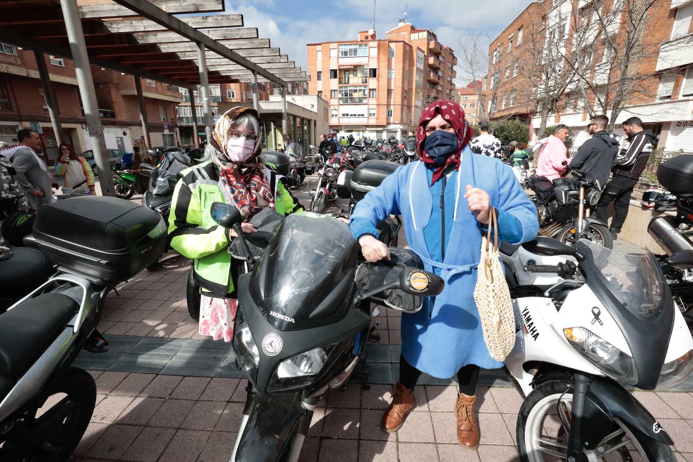 Fotos: Carnaval motero por las calles de Valladolid