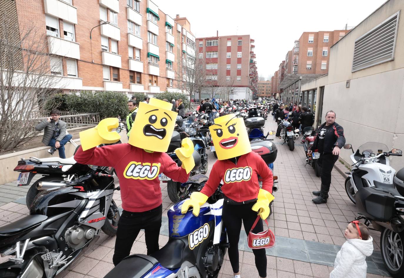 Fotos: Carnaval motero por las calles de Valladolid