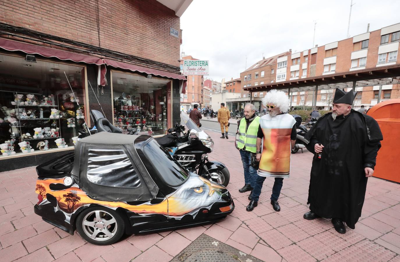 Fotos: Carnaval motero por las calles de Valladolid