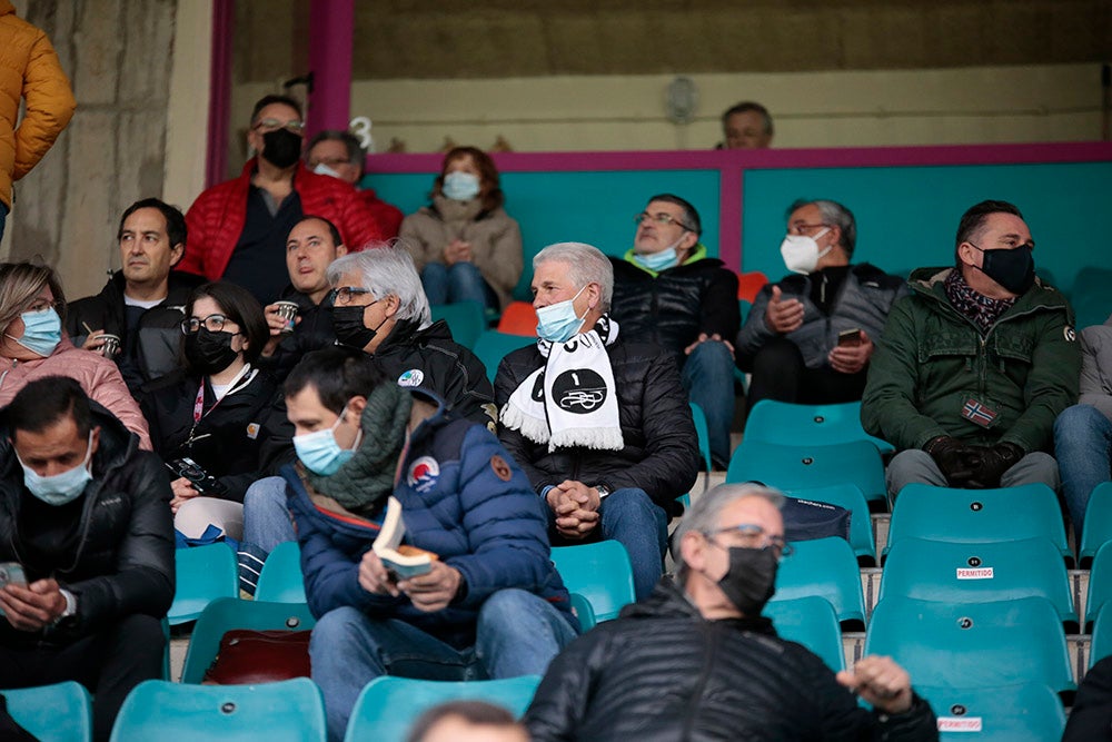 El presidente Manuel Lovato centra todas las miradas en un estadio Helmántico con nuevos aires tras el cambio en el banquillo 