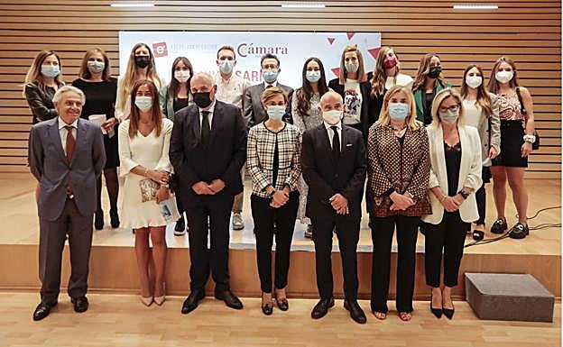 Promoción de alumnos de 20ª promoción del Máster en Dirección y Gestión de Recursos Humanos y Desarrollo Personal de la Escuela de Negocios. 