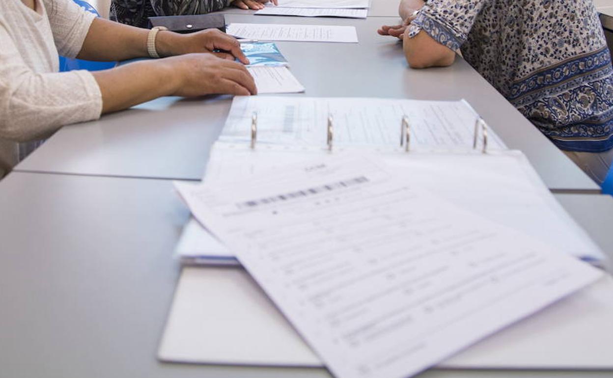 Detenido por hacer el examen de lengua a otra persona para obtener la nacionalidad española