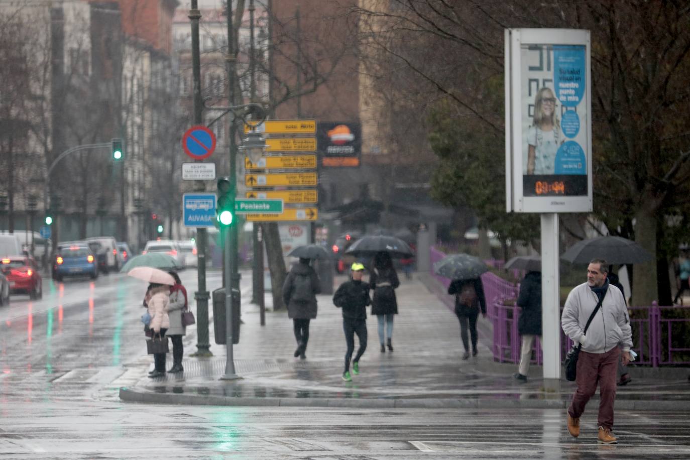 Fotos: La lluvia reaparece con fuerza en Valladolid