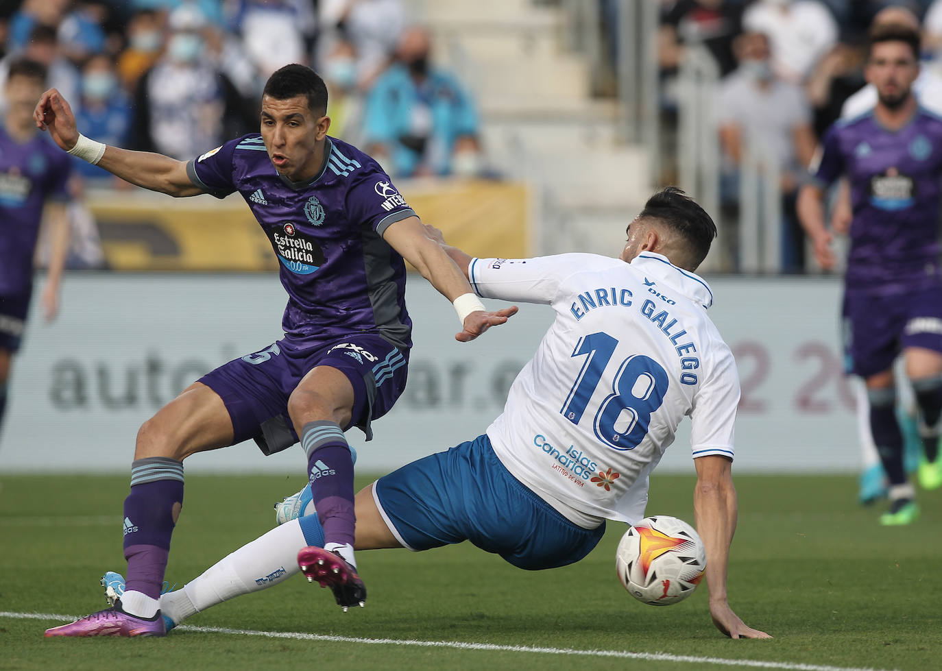 Una de las imágenes que ha dejado el Tenerife 1-4 Real Valladolid. 