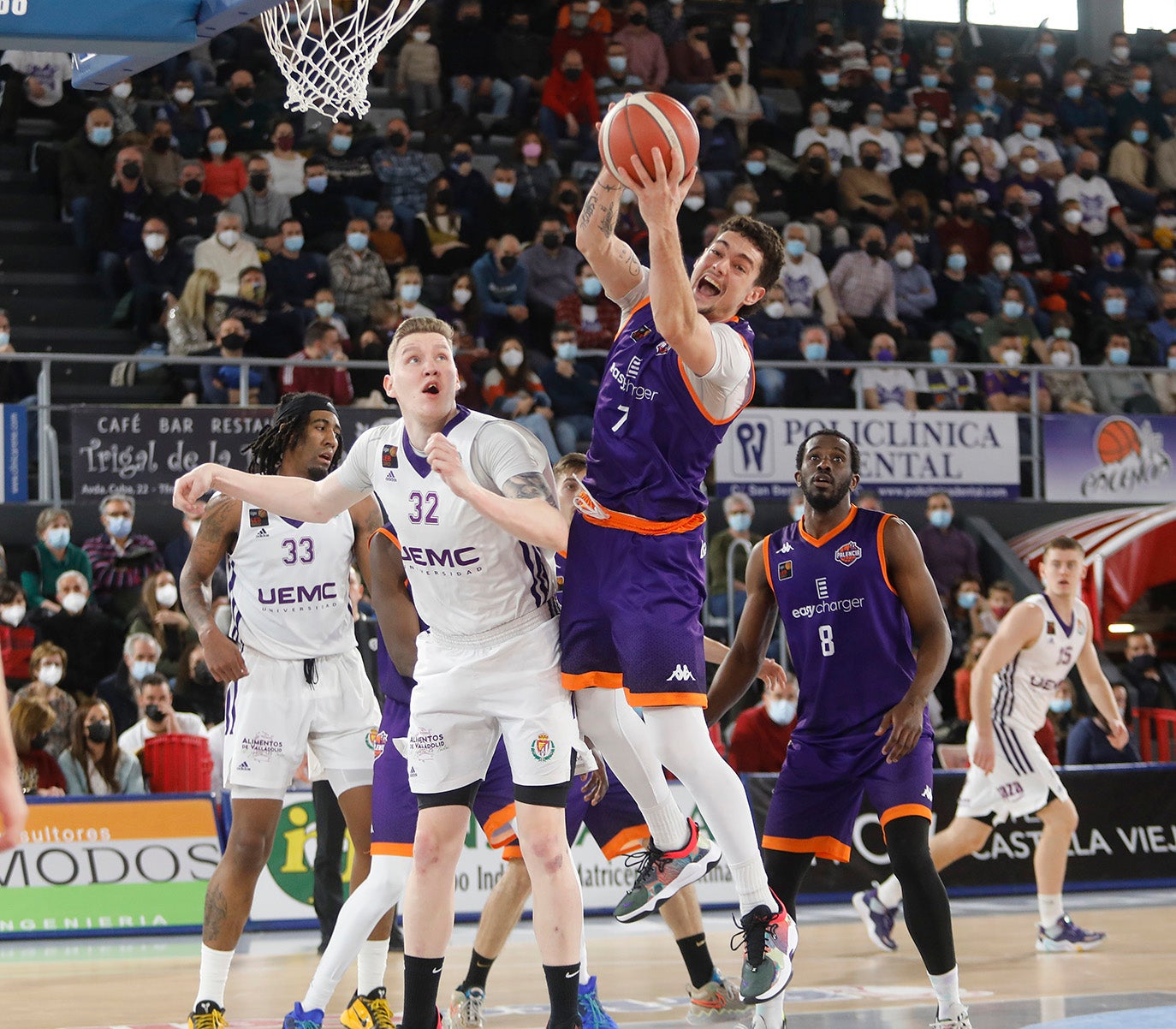 EasyCharger Palencia 68 - 64 CBC Valladolid