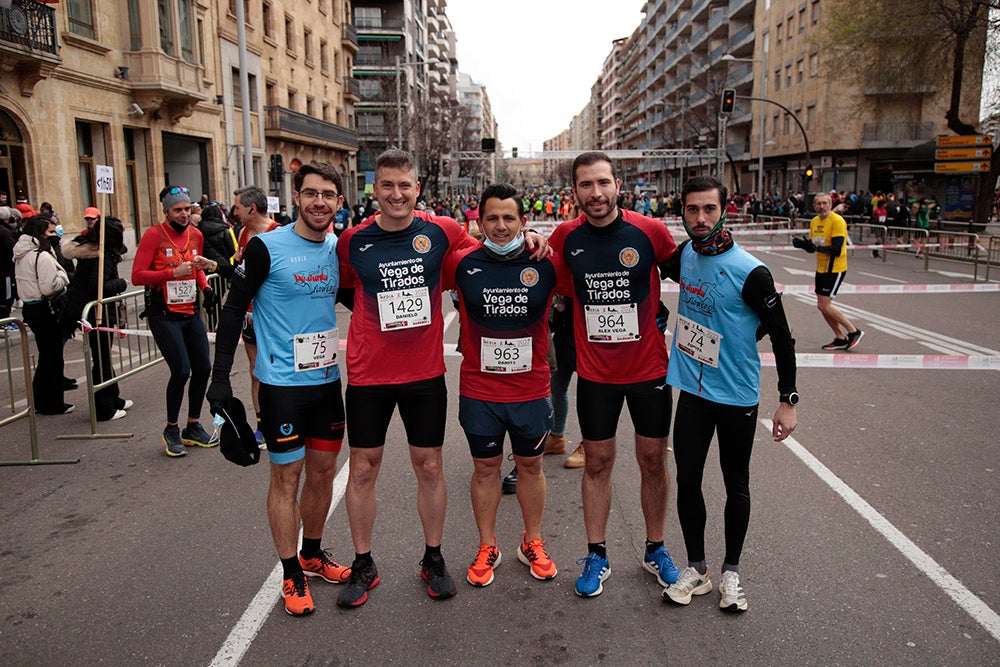 El Paseo de la Estación se convirtió en lugar de reencuentro de los participantes en la Media Maratón Ciudad de Salamanca