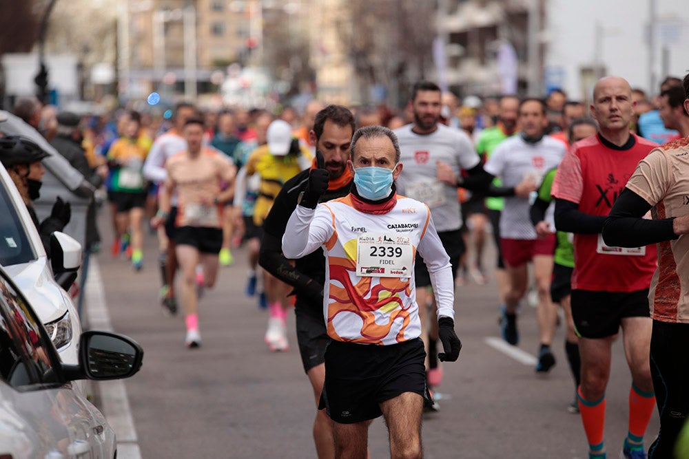 El Paseo de la Estación se convirtió en lugar de reencuentro de los participantes en la Media Maratón Ciudad de Salamanca