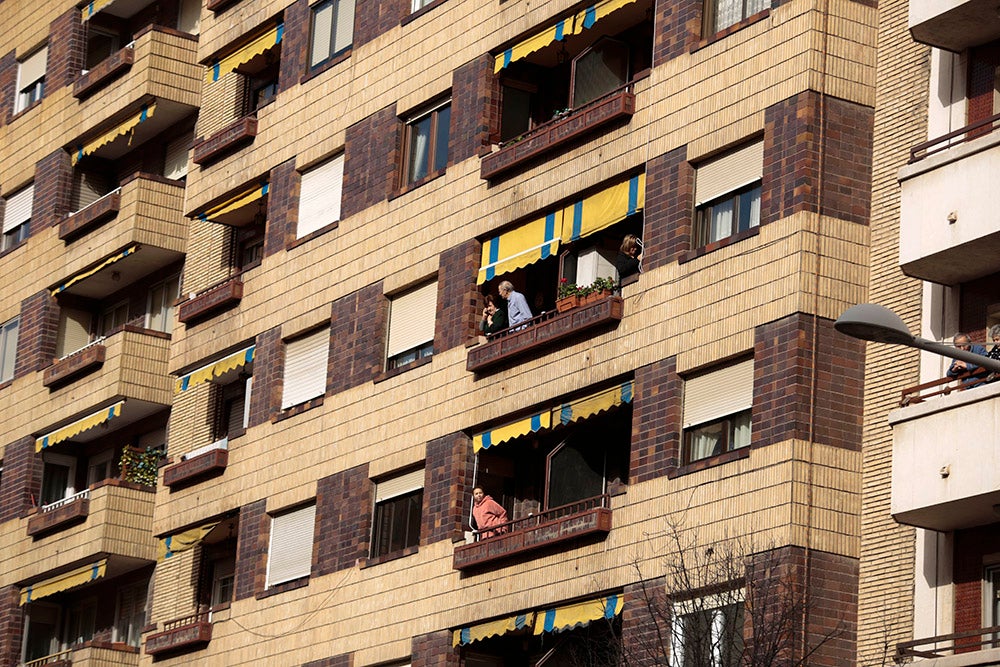 El Paseo de la Estación se convirtió en lugar de reencuentro de los participantes en la Media Maratón Ciudad de Salamanca