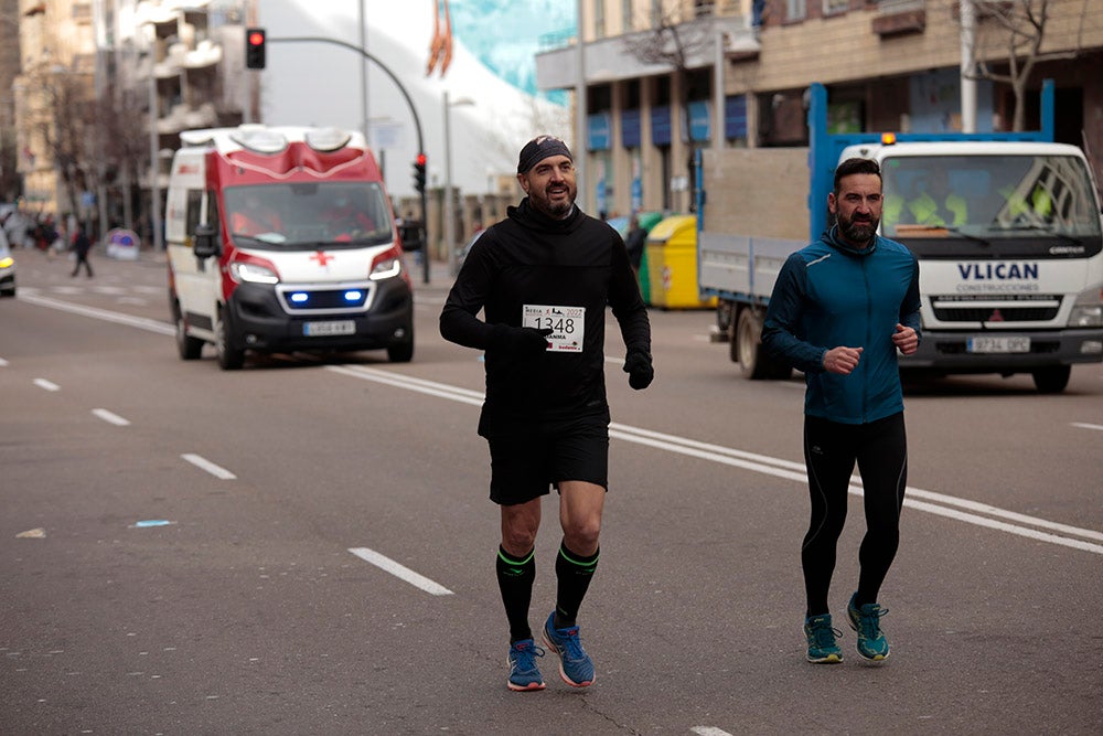 El Paseo de la Estación se convirtió en lugar de reencuentro de los participantes en la Media Maratón Ciudad de Salamanca