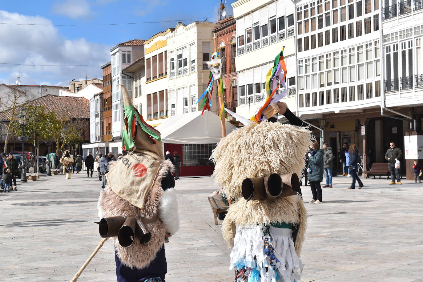 Las calles aguilarenses disfrutaron de las fiestas de los Carnavales.