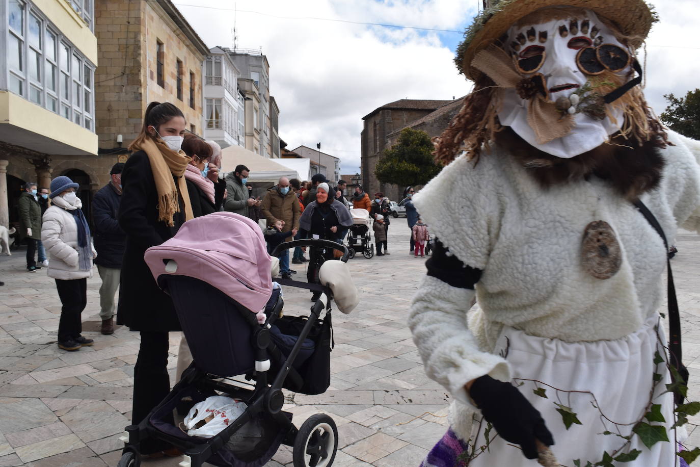 Las calles aguilarenses disfrutaron de las fiestas de los Carnavales.