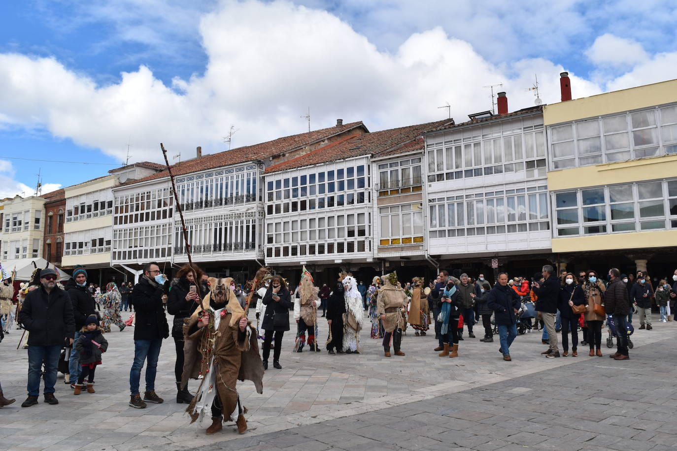 Las calles aguilarenses disfrutaron de las fiestas de los Carnavales.