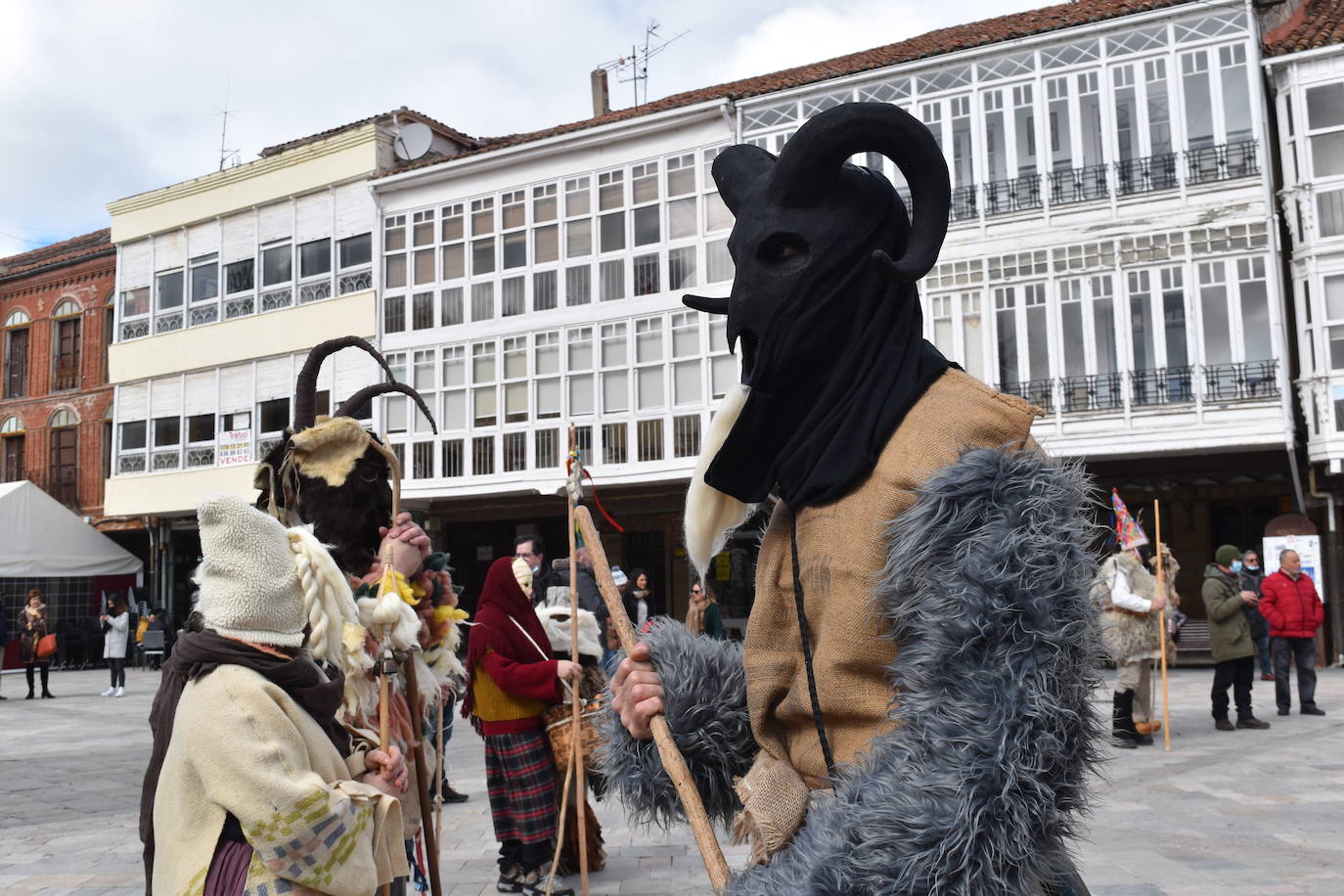 Las calles aguilarenses disfrutaron de las fiestas de los Carnavales.