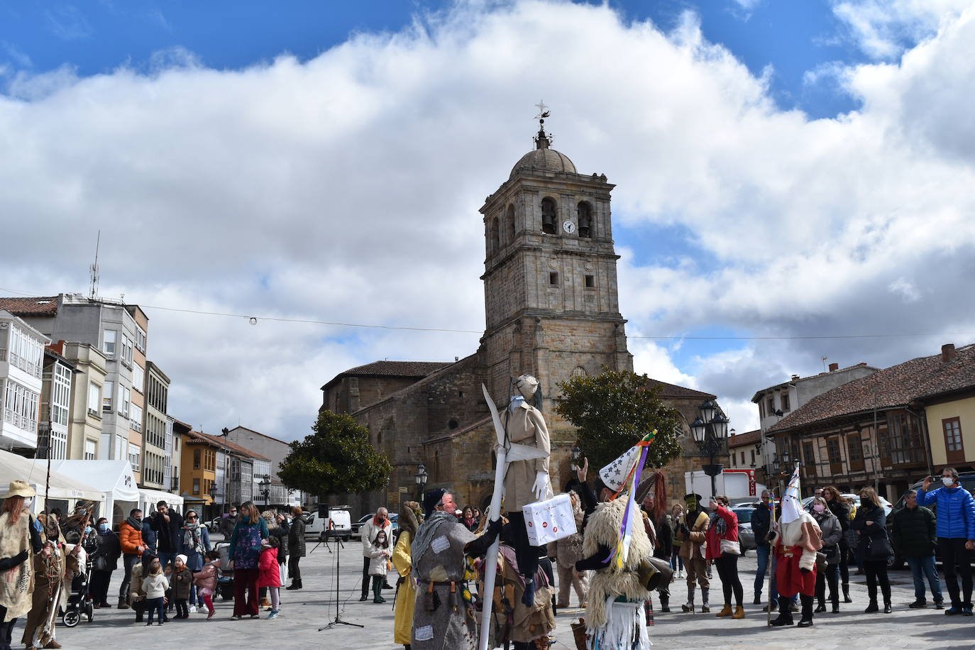 Las calles aguilarenses disfrutaron de las fiestas de los Carnavales.