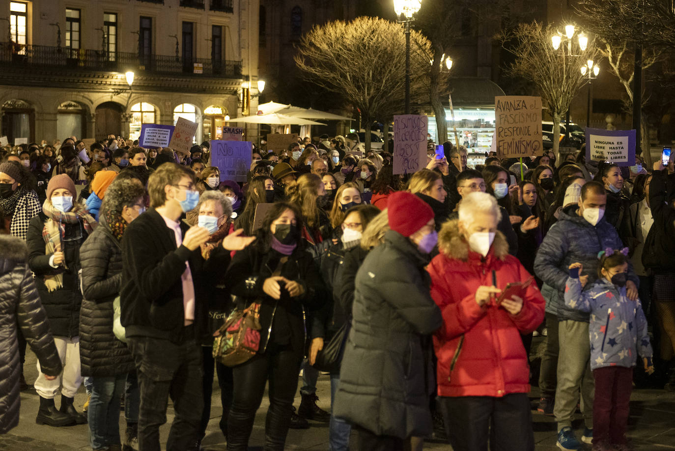 Manifestación del 8M por las calles de Segovia.