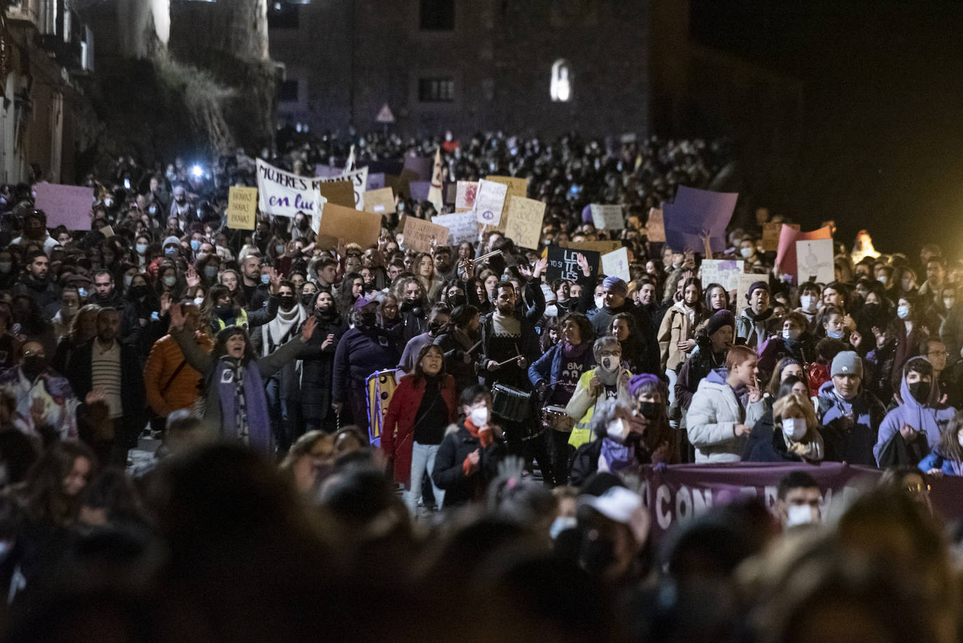 Manifestación del 8M por las calles de Segovia.