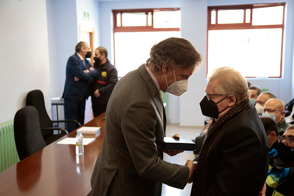 Recuperación de la festividad de San Juan Dios en el Parque de Bomberos de Salamanca tras no poder homenajear a veteranos y jubilados en los dos últimos años