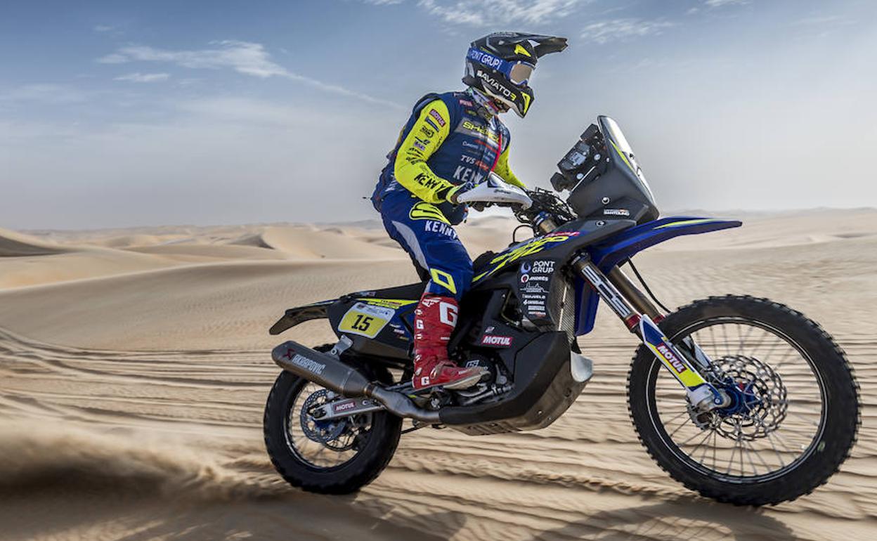 El viento complica el día a un Lorenzo Santolino que no puede estar con los mejores