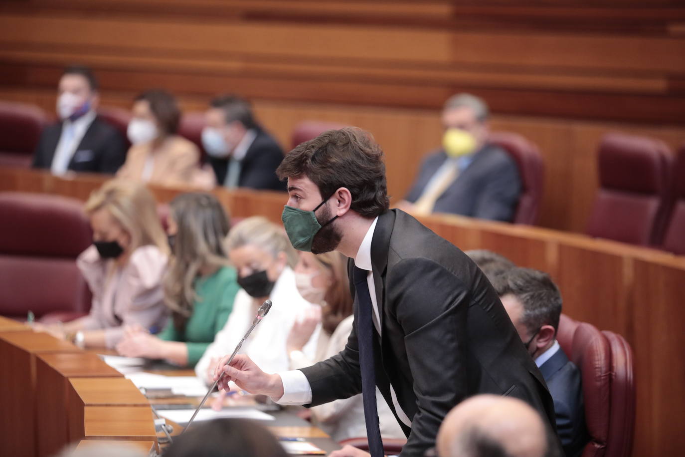 Diferentes momentos del acto de constitución de las Cortes. 