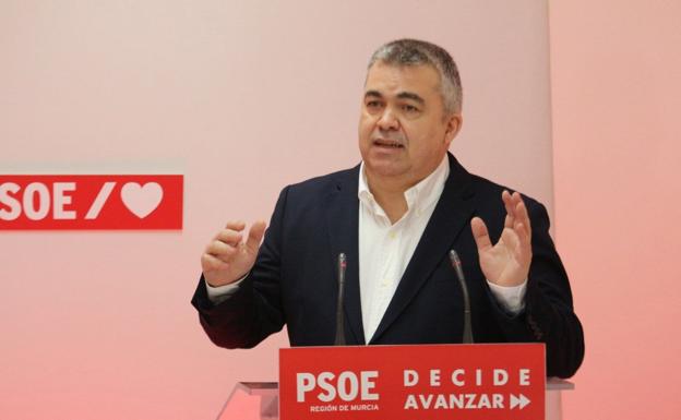 El PSOE carga contra Feijóo tras el acuerdo de gobierno entre PP y Vox en Castilla y León