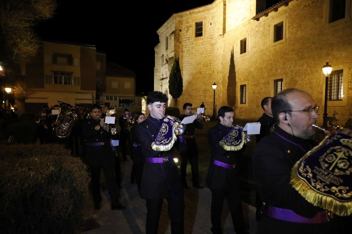 Fotos: Procesión de Nuestro Padre Jesús Nazareno en Peñafiel