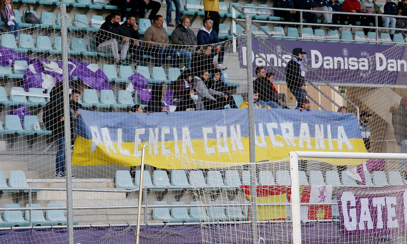 CD Palencia Cristo Atlético 3 - 5 Bergantiños CF