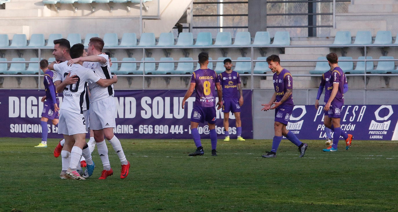 CD Palencia Cristo Atlético 3 - 5 Bergantiños CF