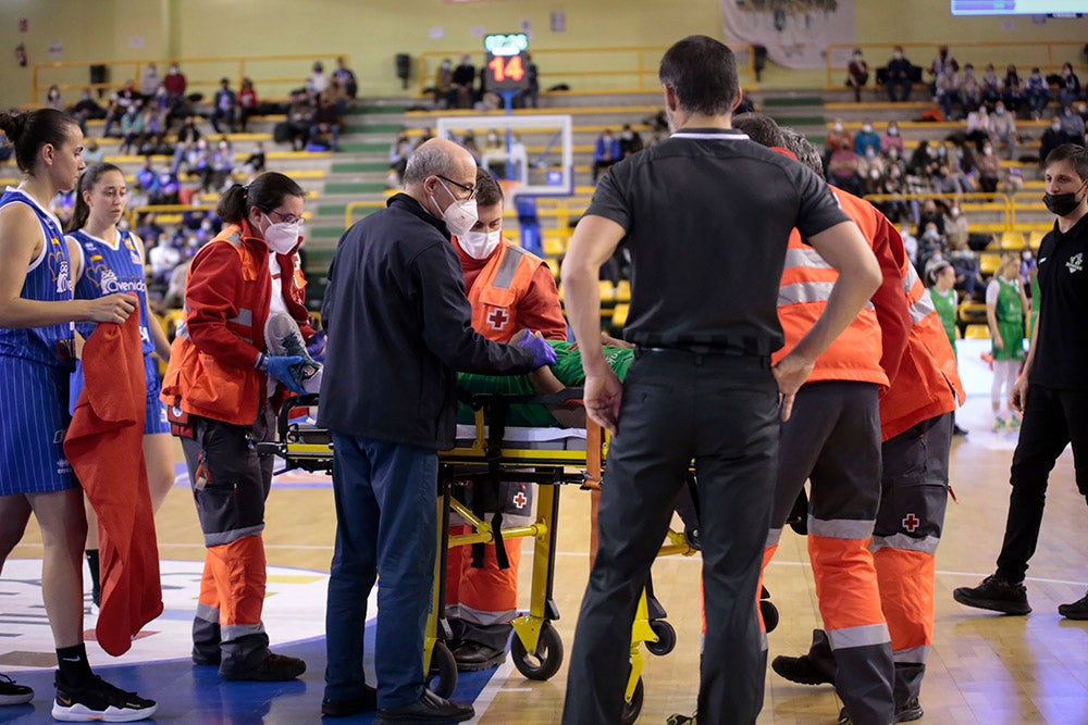 El CB Avenida alarga su esfuerzo frente a Araski antes de la batalla de Fontajau (75-56)