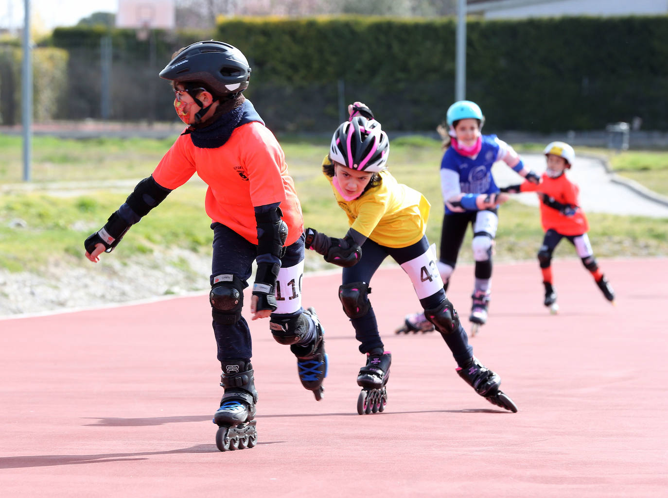 Fotos: Aldeamayor y Boecillo disfrutan con la jornada de patinaje de los Juegos Escolares