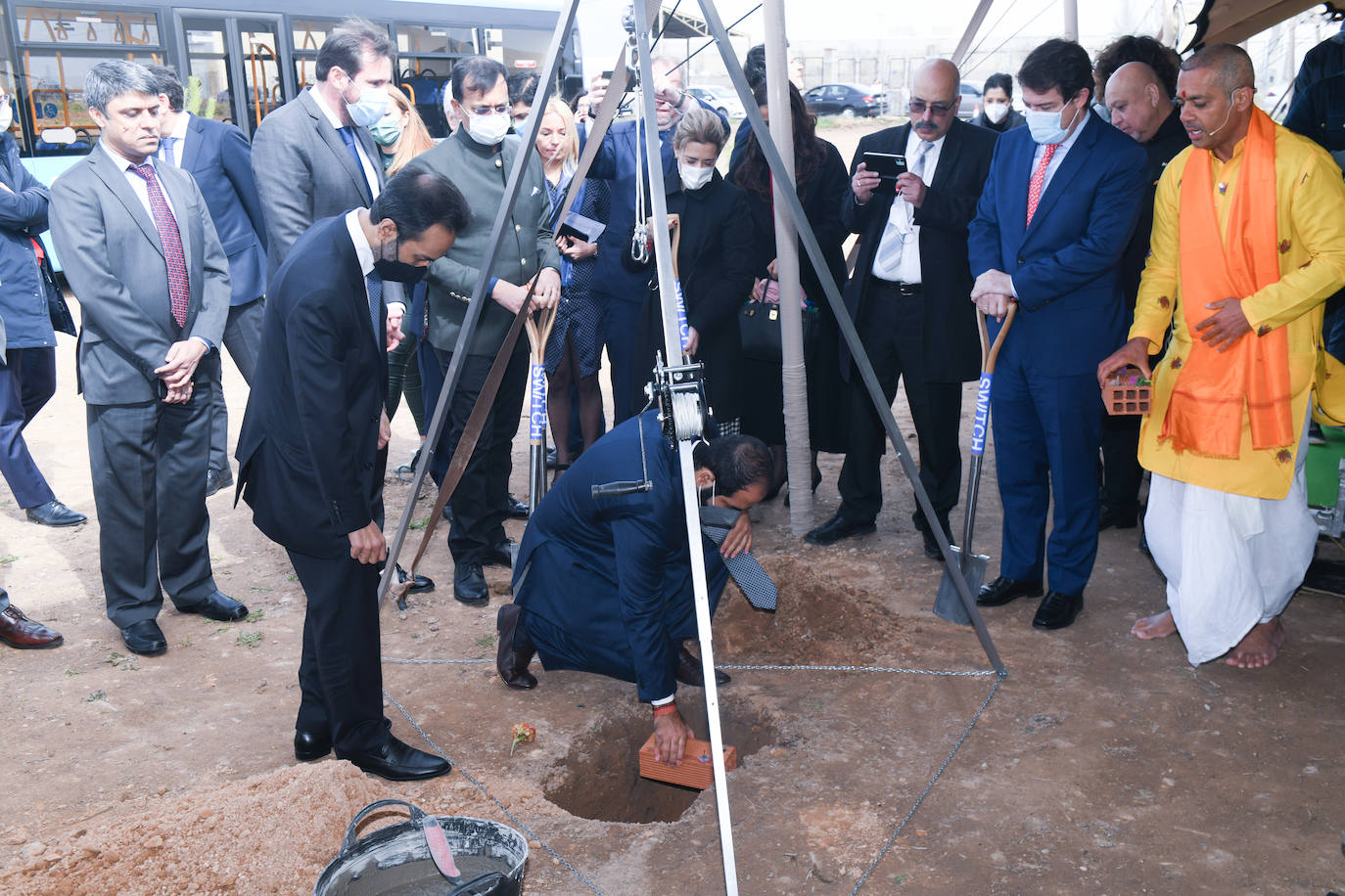 Fotos: Colocación de la primera piedra de la fábrica de Switch Mobility en Valladolid