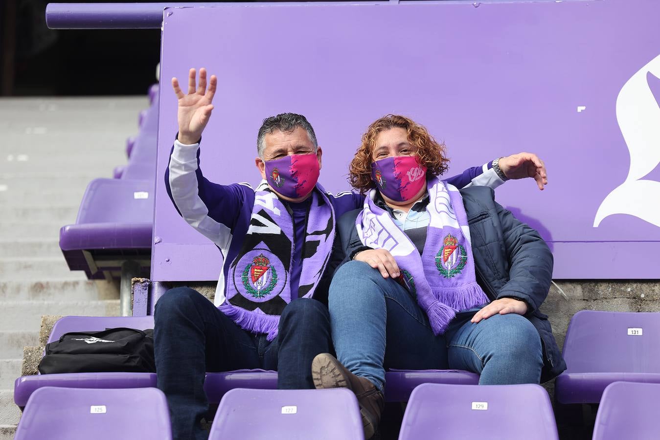 Fotos: Búscate en la grada del Zorrilla (I)