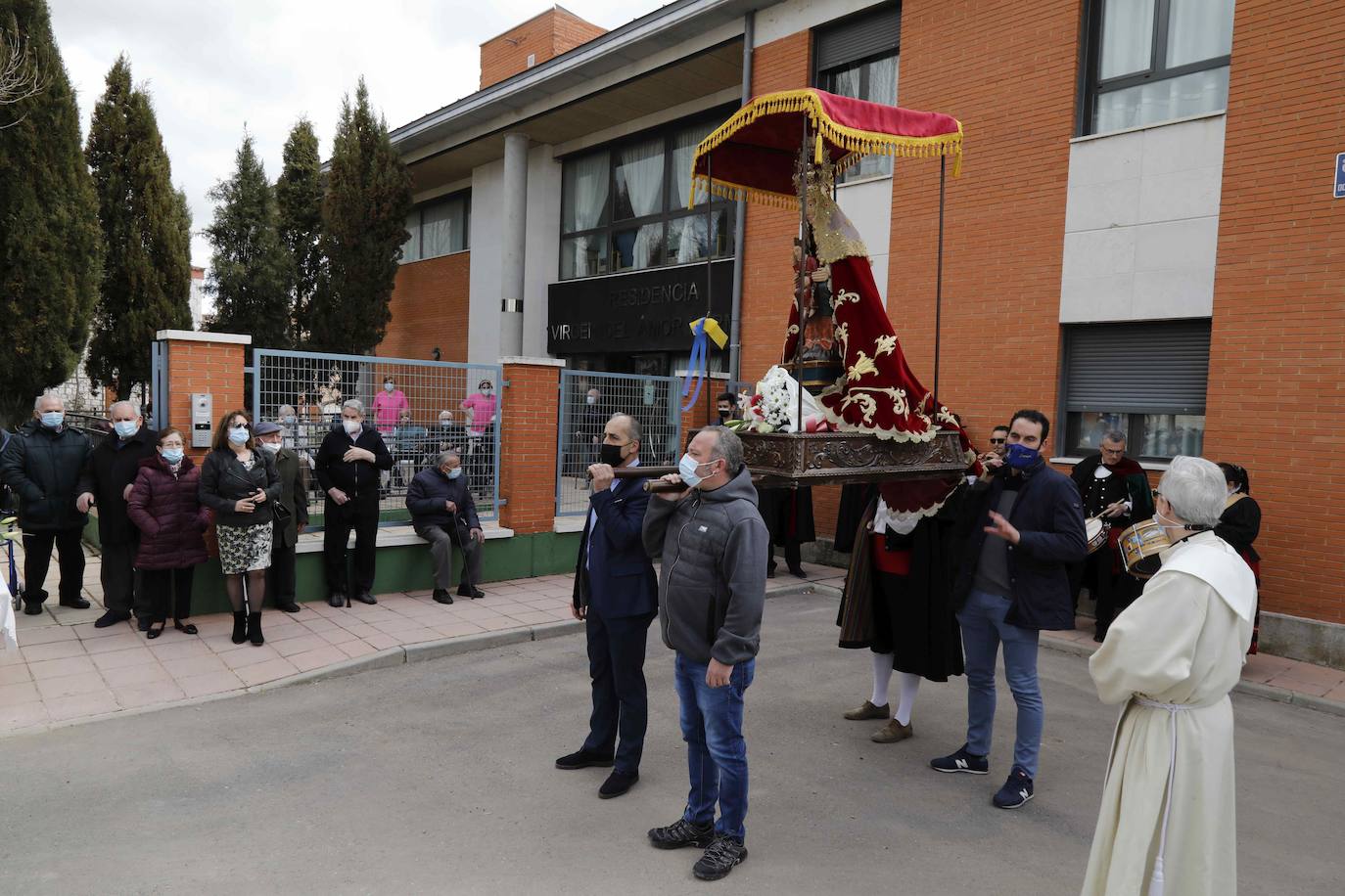 Fotos: Recibimiento y procesión de la Virgen del Henar en Campaspero