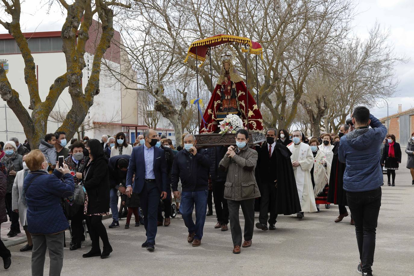 Fotos: Recibimiento y procesión de la Virgen del Henar en Campaspero