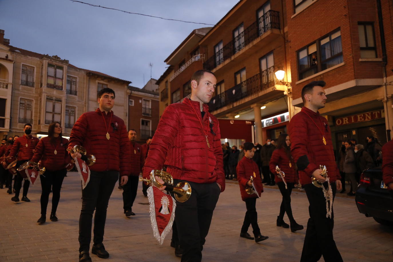 Fotos: Desfile de bandas de Semana Santa de Peñafiel