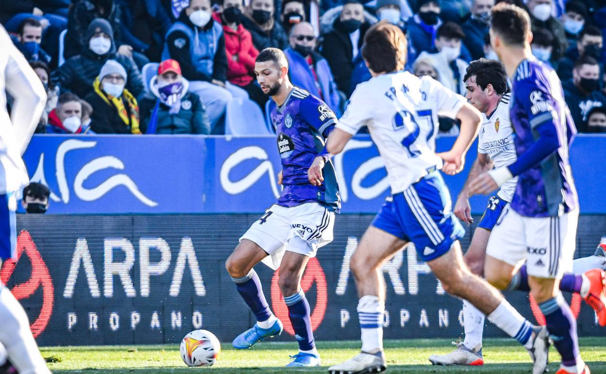 Joaquín en el partido ante el Real Zaragoza en La Romareda. 