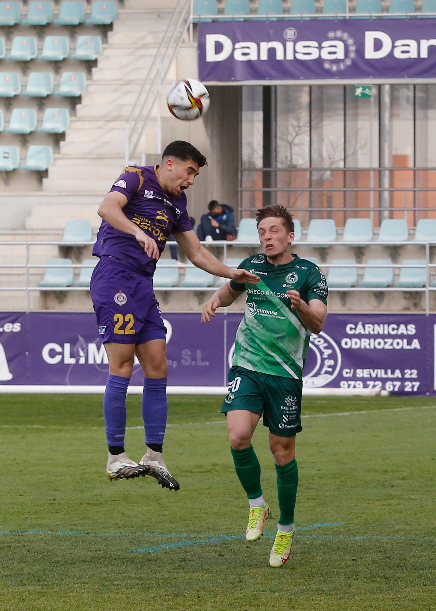 Palencia Cristo Atlético 1 - 1 CD Arenteiro