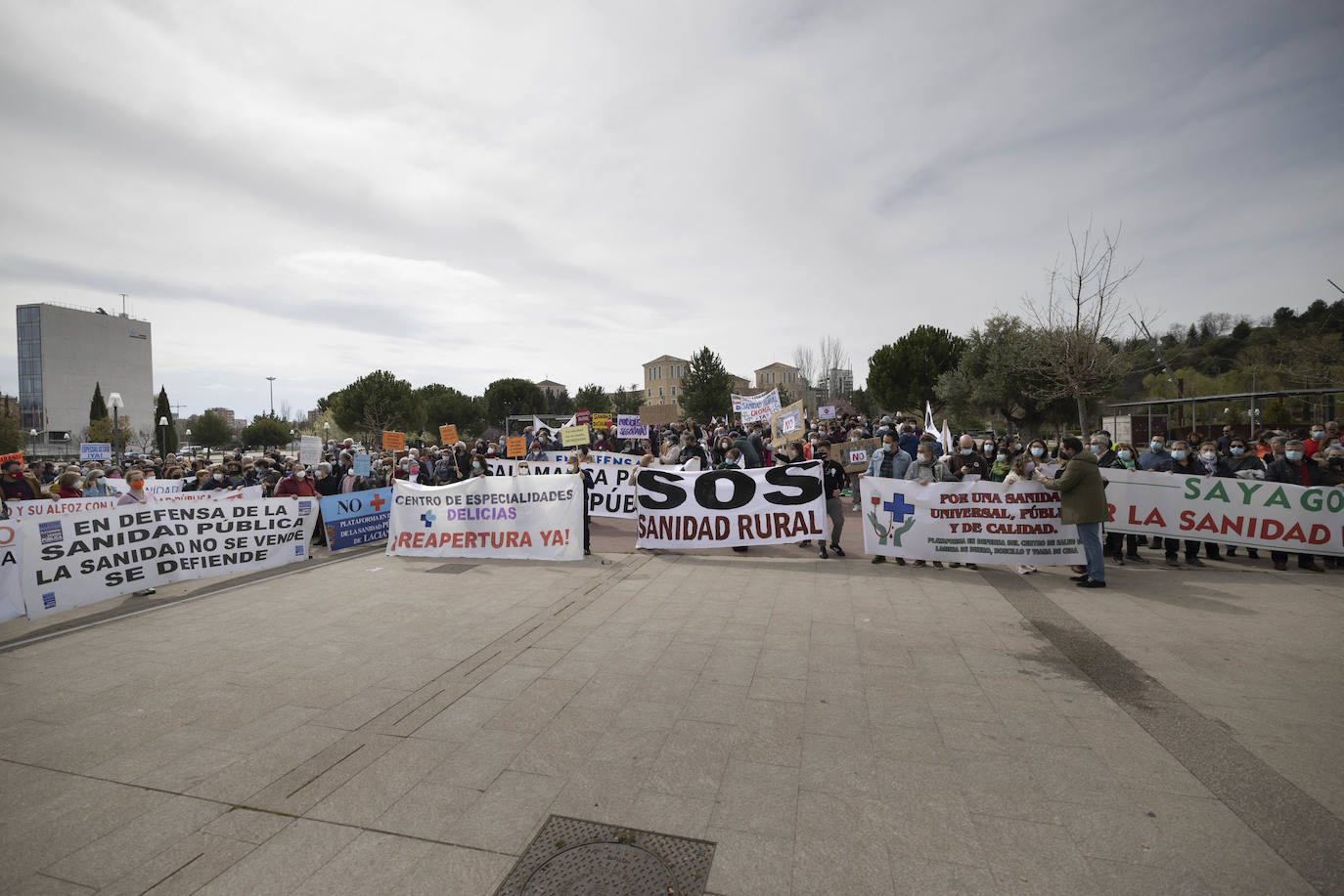 Fotos: Manifestación en Valladolid a favor de la sanidad rural